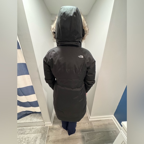 The North Face Women's Arctic Parka II - Picture 13 of 14